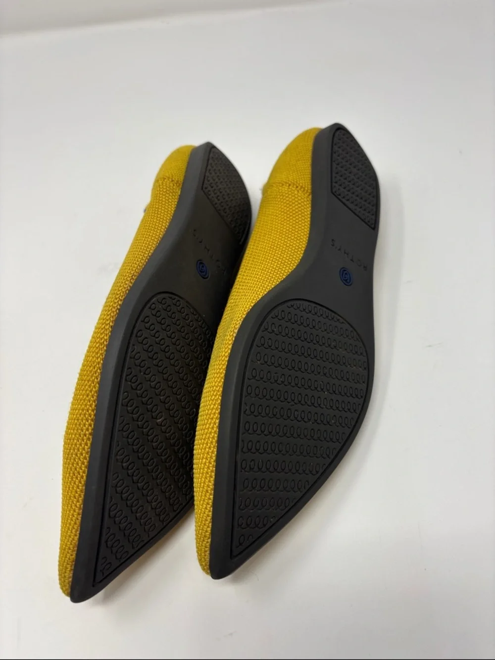 Rothy's Pointed Knit Flat in Mustard 7‎ W7